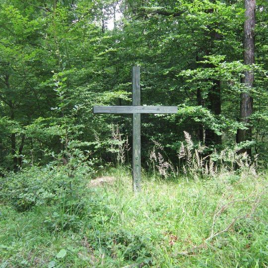 Kříž východně od Broum