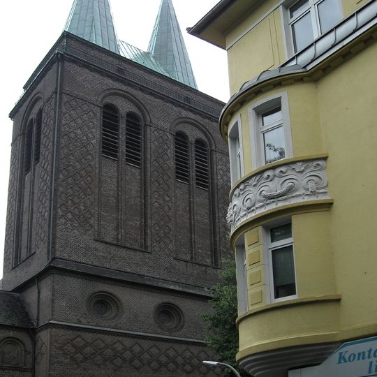 Heilig-Kreuz-Kirche