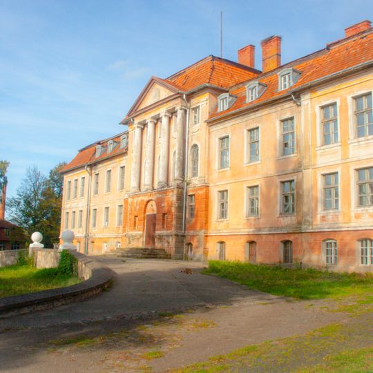 Former county office, Zheleznodorozhny
