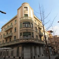 Edifici de la Creu Blanca