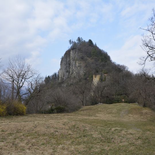 Rocca di Caldè