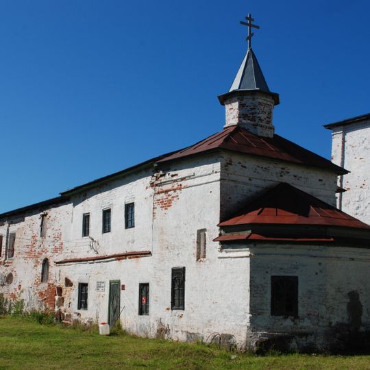 Церковь Честных даров с кельями