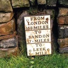 Milestone at NGR SJ 988 543