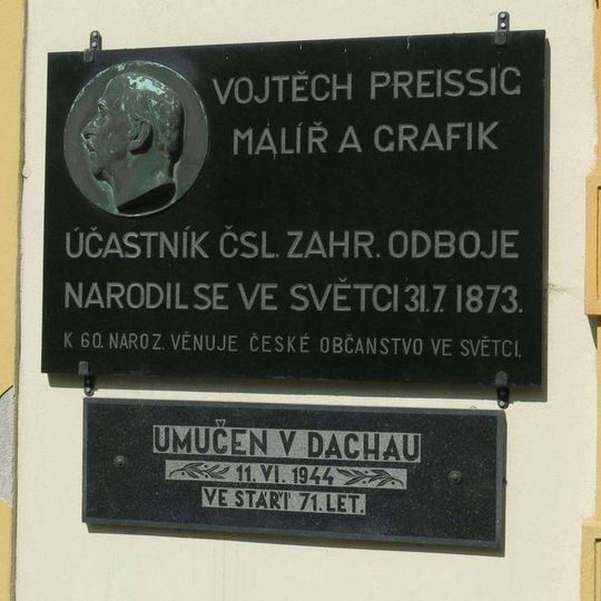 Pamětní deska Vojtěchu Preissigovi na zdi zámku ve Světci