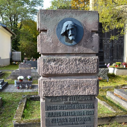 Cintorín ev. a. v. , náhrobník