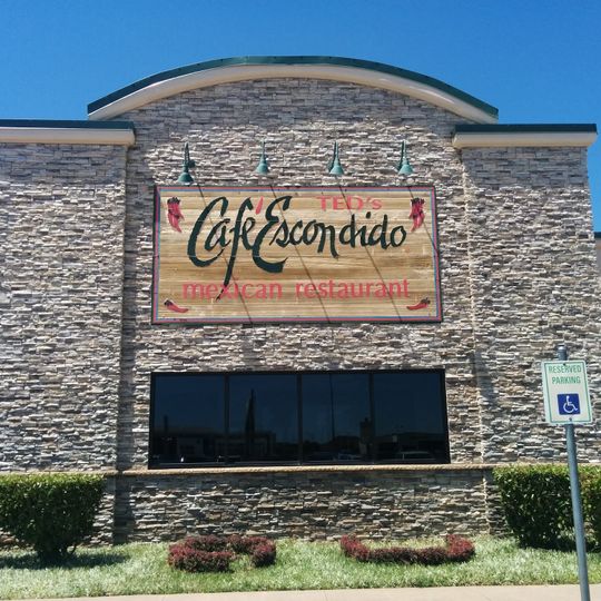 Ted's Café Escondido