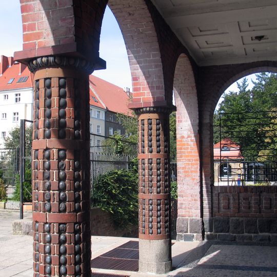 Szkoła im. Elżbiety, ob. LO