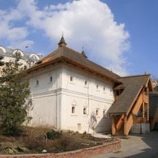 Братский корпус Знаменского монастыря