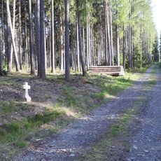 Smírčí kříž u Tlucné