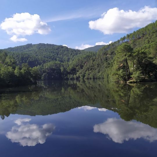 Lac de Sainte Cécile d'Andorge