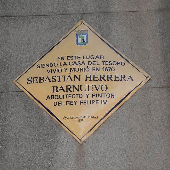 Placa conmemorativa en honor a Sebastián Herrera Barnuevo