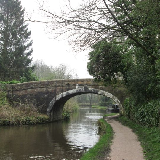 Bridge Over Leeds And Liverpool Canal