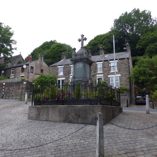War memorial and railings