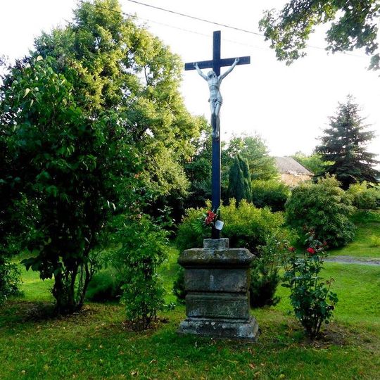 Kříž v Lažanech při silnici na Štědrou
