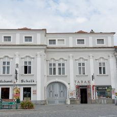 Wohn- und Geschäftshaus Kornplatz 6