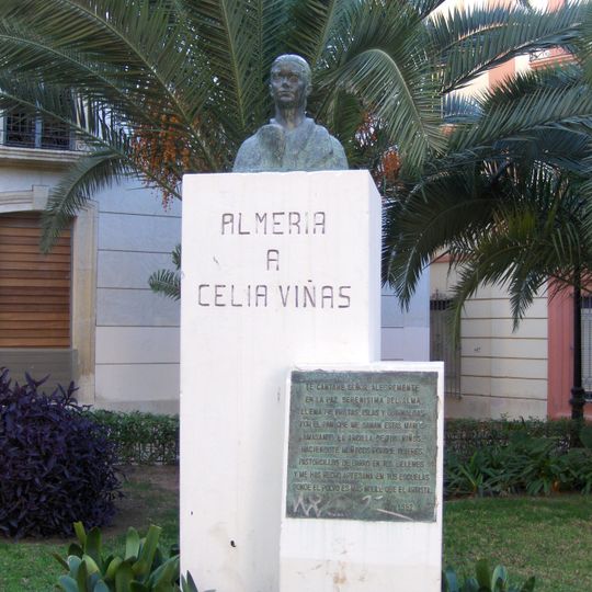 Celia Viñas statue
