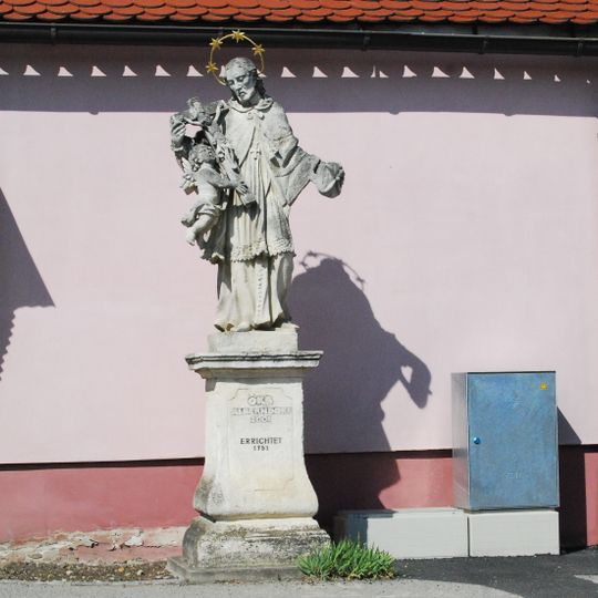 Alberndorf im Pulkautal Statue Johannes Nepomuk