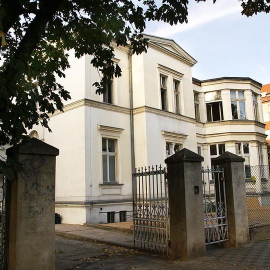 98 Grunwaldzka Street in Wrocław
