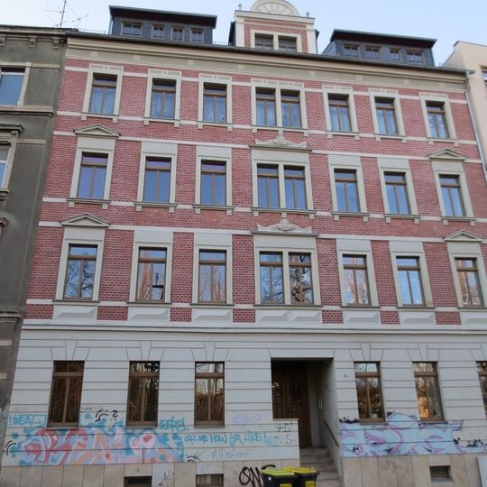 Mietshaus in geschlossener Bebauung Rembrandtstraße 43