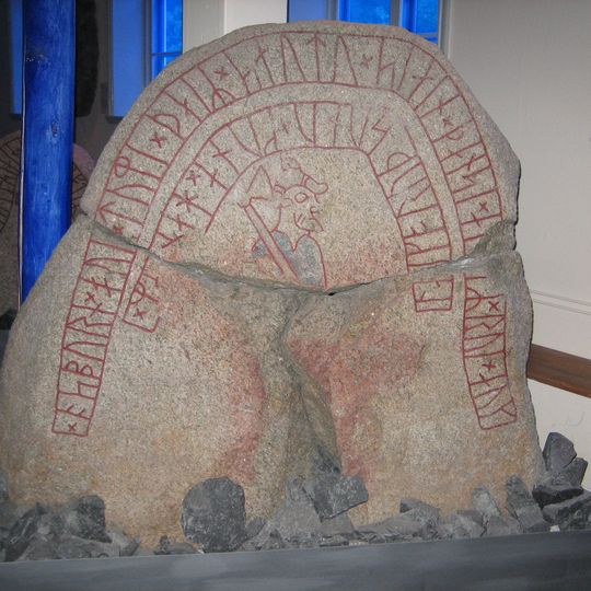 Danmarks runeindskrifter 283