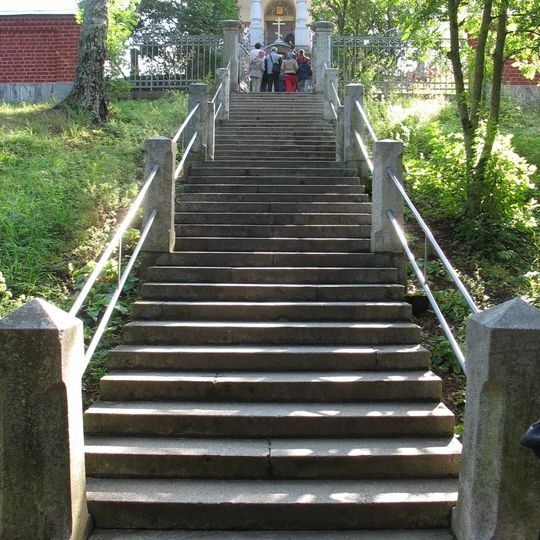 Гранитная лестница