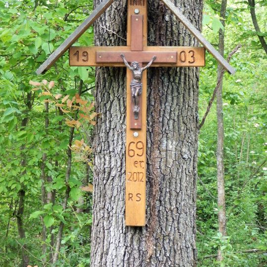 Baumkreuz am Taborweg