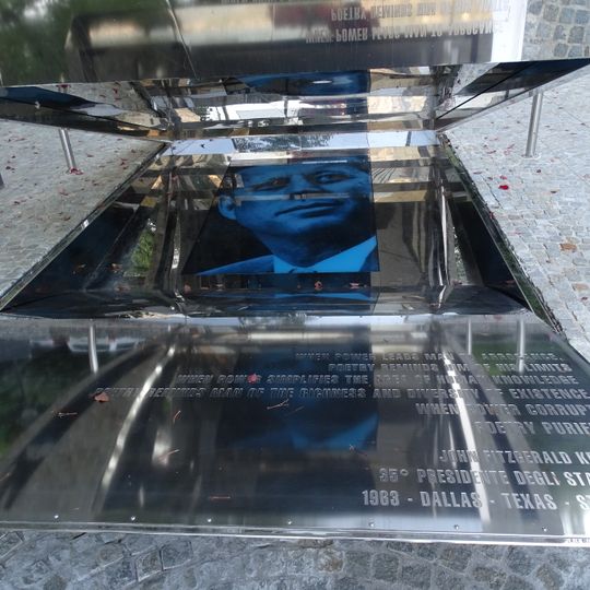 Monument to JFK
