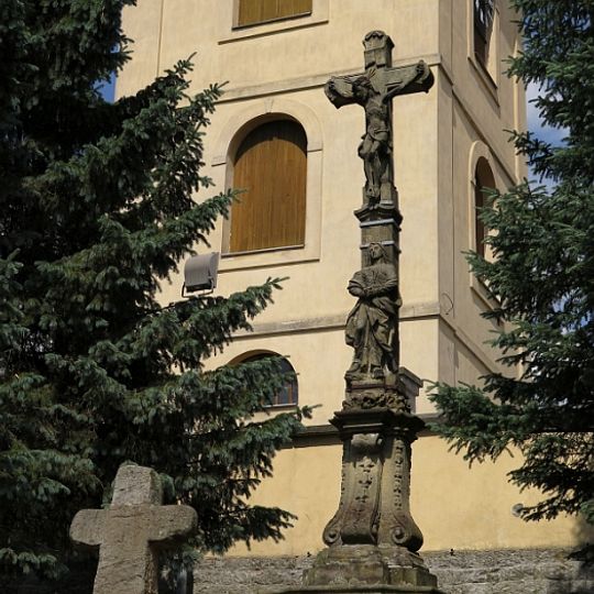 Sousoší Krucifixu s Pannou Marií Bolestnou