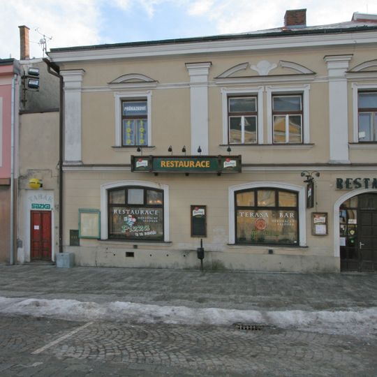 Městský dům čp. 18 s restaurací