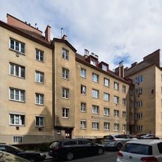 Wohnhausanlage Roseggergasse 44–46
