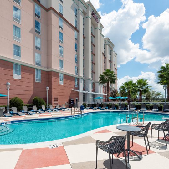 Hampton Inn & Suites Orlando Airport @ Gateway Village