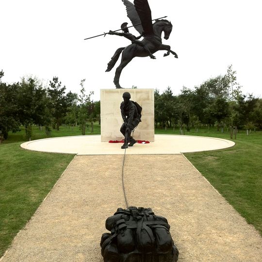 National Memorial Arboretum, Parachute Regiment and Airborne Forces Memorial Memorial