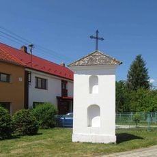 Boží muka v Březcích na křižovatce