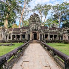 Ta Prohm - West gate