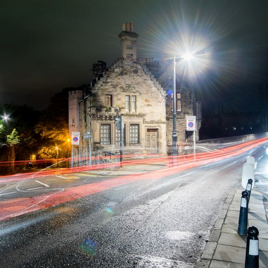 Edinburgh, 10, 10a Randolph Cliff, Deanbrae House