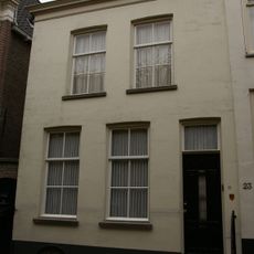 Markt 25, Geertruidenberg