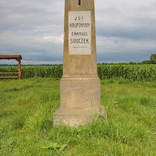 Pomník hejtmana Emanuela Souczka u silnice Tovačov - Dub nad Moravou