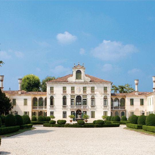 Villa Tiepolo Passi