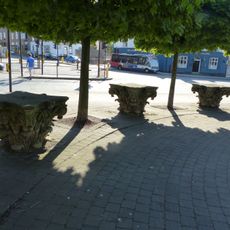 4 Corinthian Capitals