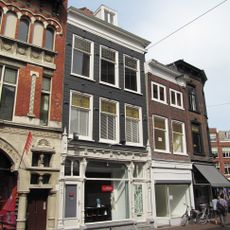 Winkel-woonhuis