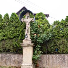 Kříž v Kostelci nad Orlicí na křižovatce ulic Frošova a Stradinská