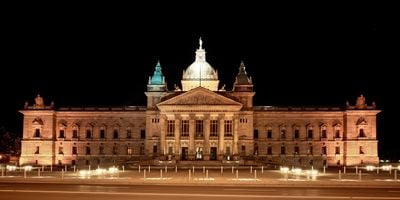Nocą 6