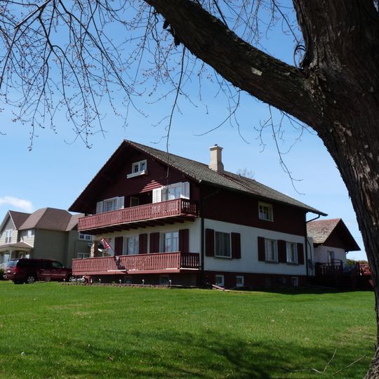 Herman M. and Hanna Hediger House