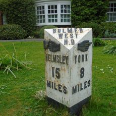 Milepost In Front Of Laughton House