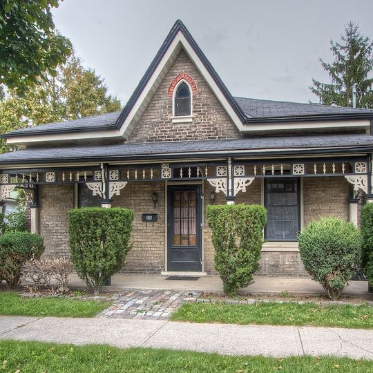 176 Wellington Street