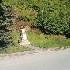 Pomník obětem světových válek v Kostelní Radouni