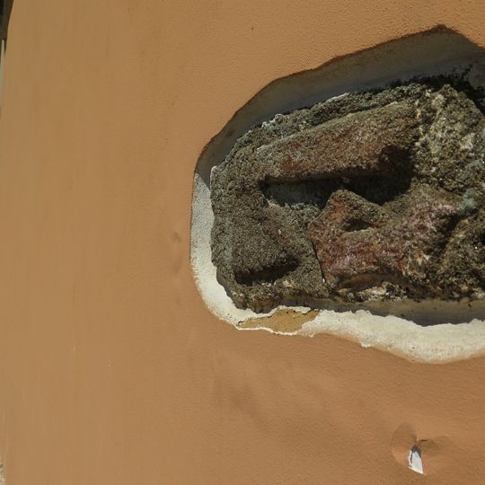 Reliéf na fasádě čp. 98