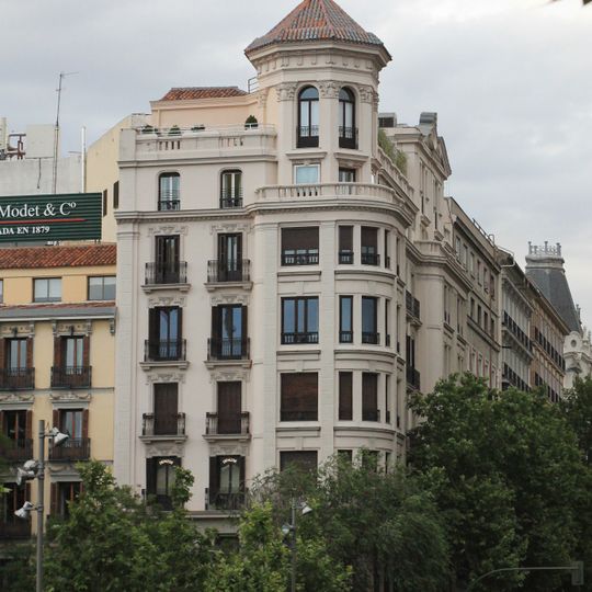 Viviendas de Adolfo Zulueta y Ruiz de Gámiz