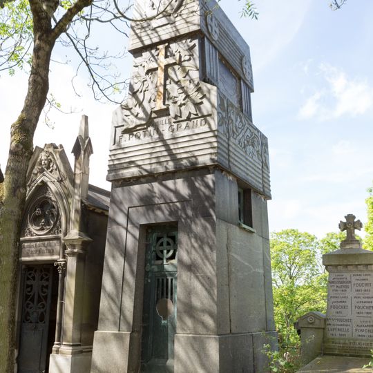 Grave of Potin-Grand