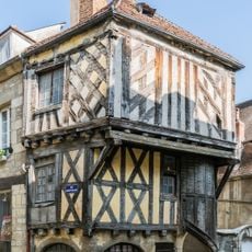 Maison à pans de bois, rue de l'Hospice, rue du Pont-Chatelain